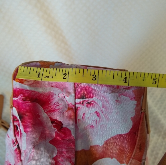 Sharif Hand Painted Tan Leather Purse Gorgeous Pink Florals - Picture 11 of 15